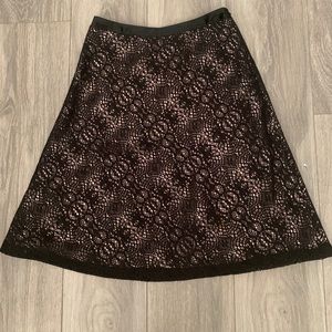 Gorgeous INC size 2 skirt.